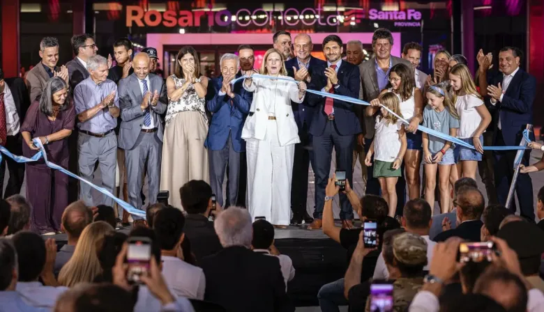 Maximiliano Pullaro inauguró el nuevo aeropuerto de Rosario: la frase que marcó el acto