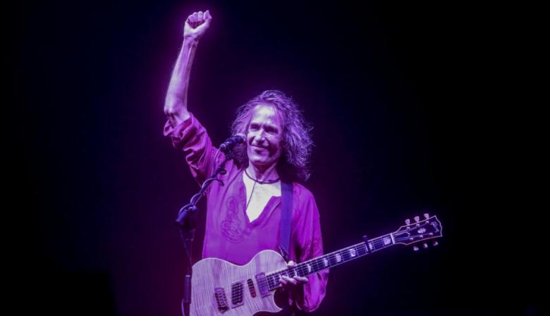 Murió Robe Iniesta, cantante de Extremoduro