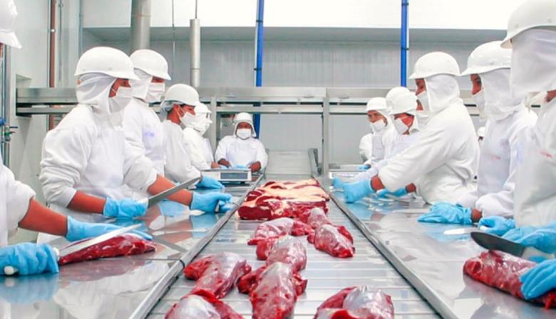 La última semana del año, entre la crisis de la carne vacuna y un trigo récord, pero con bajos precios