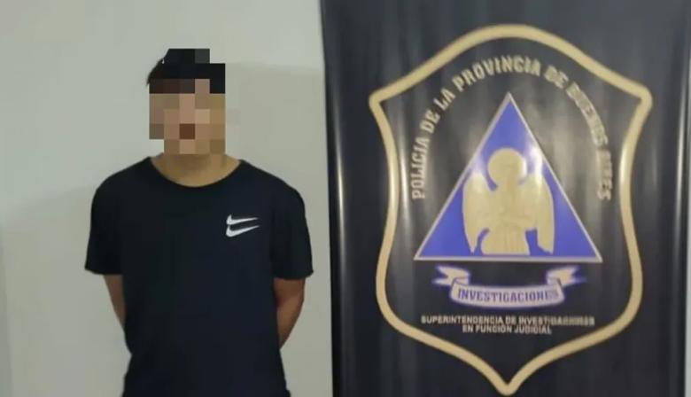 Lo buscaban por un crimen y mordió a dos policías para evitar que lo detengan