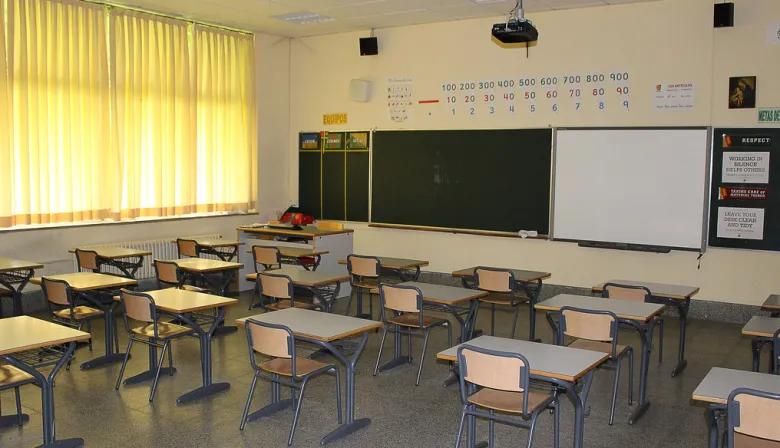 Colegios privados: Milei extendió un histórico beneficio que impacta en las cuotas