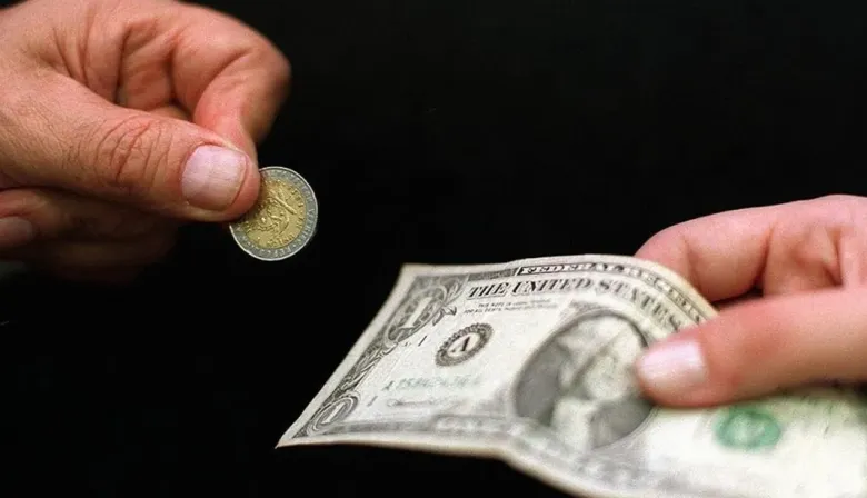 6 de enero del 2002: el adiós al 1 a 1 en Argentina y las promesas de Remes Lenicov