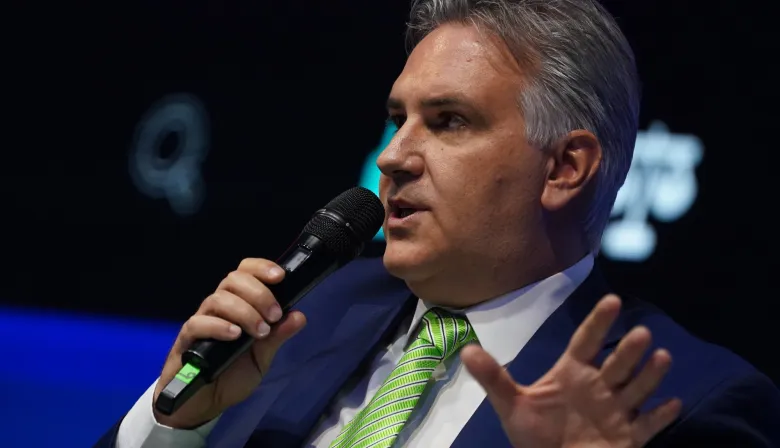 Llaryora vs. Gremios estatales: el plan para desactivar el reclamo en Córdoba