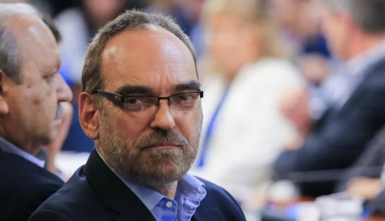 Fernando Iglesias y una fuerte réplica tras ser tildado de “profe de vóley”