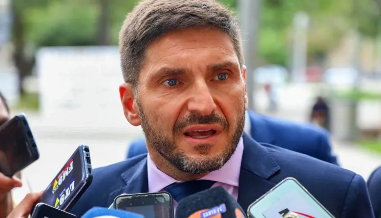 Pullaro agita la paritaria en Santa Fe: la frase que enfureció a los estatales