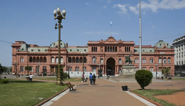 El Gobierno evalúa compensar a gobernadores que rechazan puntos clave de la reforma laboral