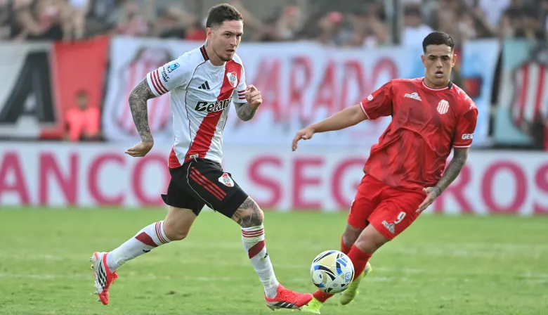 River le ganó 1-0 a Barracas Central con un cabezazo de Montiel y polémica arbitral