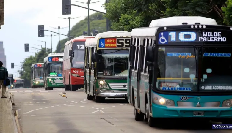 Fracaso la negociación entre la UTA y empresarios: crece la amenaza de un paro de colectivos