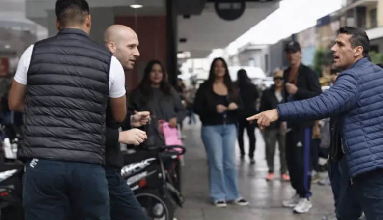 Detuvieron a un hombre que intentó agredir a Milei tras un ensayo con Fátima Florez