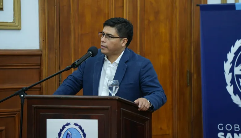 Del golpazo al recambio: el mensaje de Vidal sobre el contexto "muy difícil" de Santa Cruz