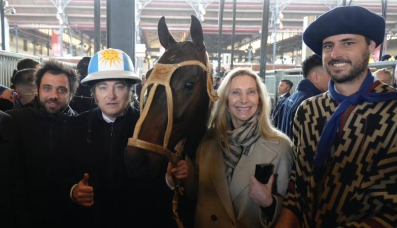 ¿Milei a caballo en Jesús María? La picante respuesta del presidente