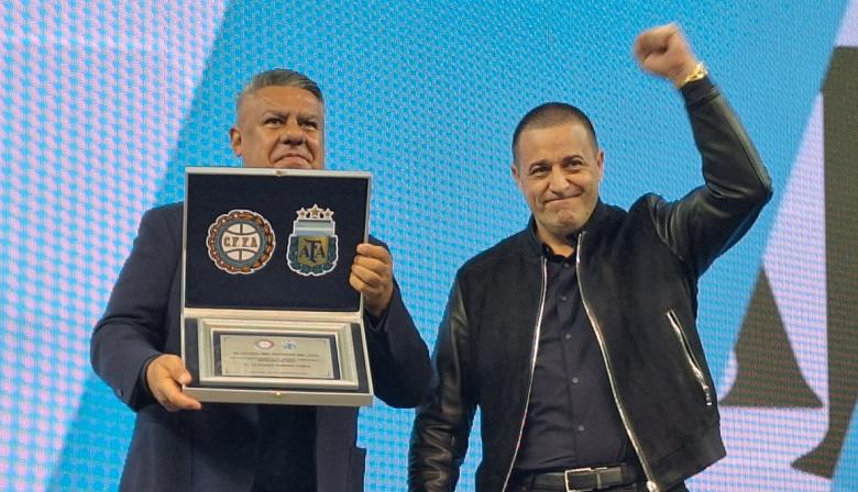 Más de 10 mil dirigentes se organizan para apoyar a Claudio Tapia y Pablo Toviggino