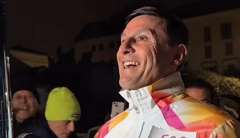 Después de Scola, ahora el Pupi Zanetti llevó la antorcha olímpica en la previa de los Juegos de Invierno