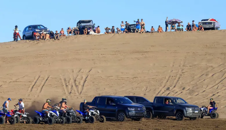 Prohibieron las camionetas 4x4, UTV y cuatriciclos en La Frontera de Pinamar