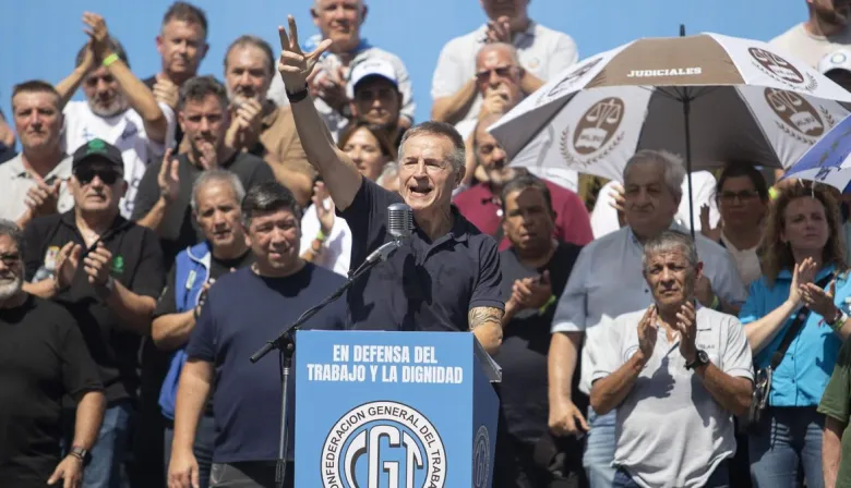 Ni 12 ni 48 horas: la decisión de la CGT contra la reforma laboral de Milei