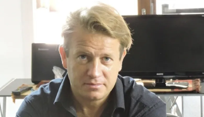 Nicolás Márquez redobla la apuesta por la cifra de desaparecidos y agita el debate