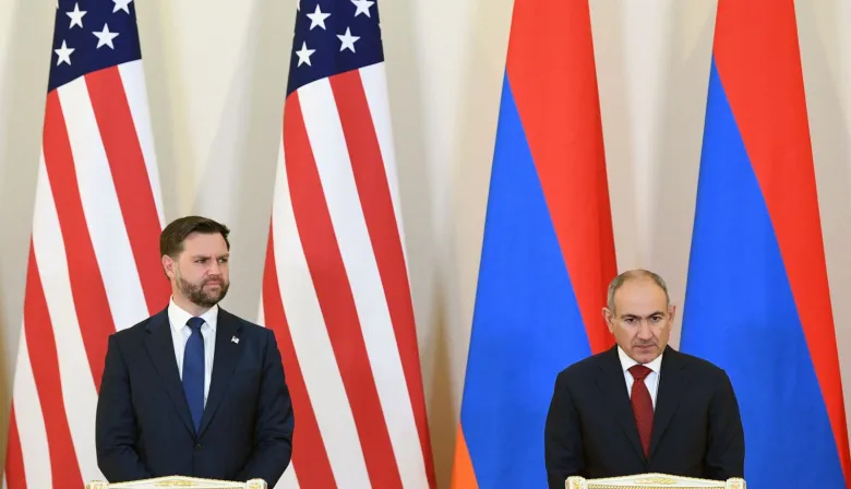 J. D. Vance aterrizó en Armenia y cerró un pacto nuclear: qué cambia ahora