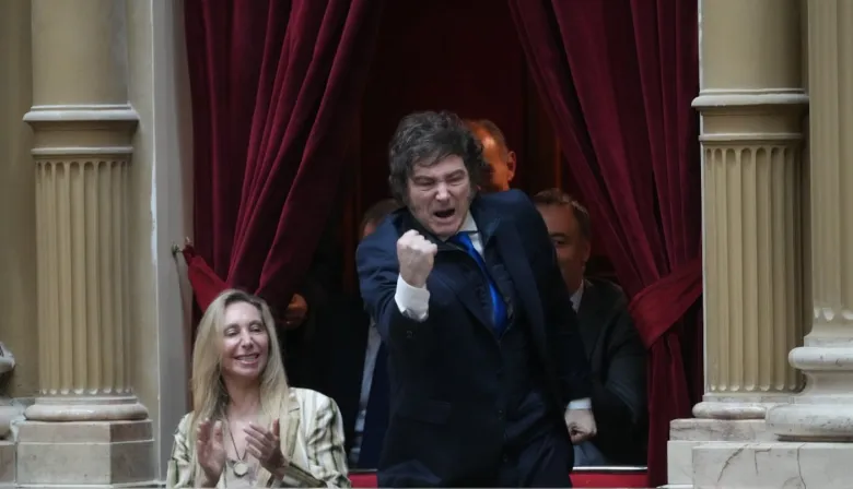 Javier Milei celebra la reforma laboral en el Senado: qué falta para que sea ley