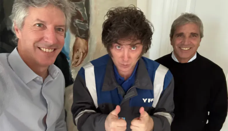 Más crédito en dólares: la jugada que prepara el Gobierno