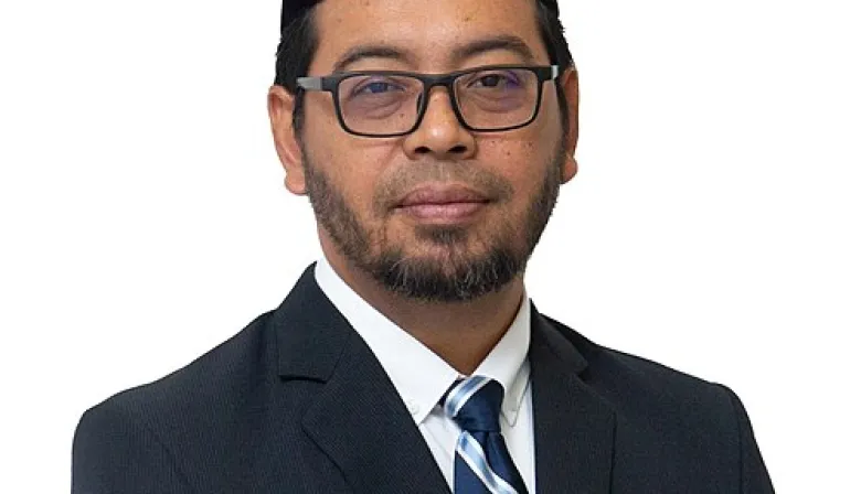 Ministro de Malasia vincula estrés laboral con orientación sexual