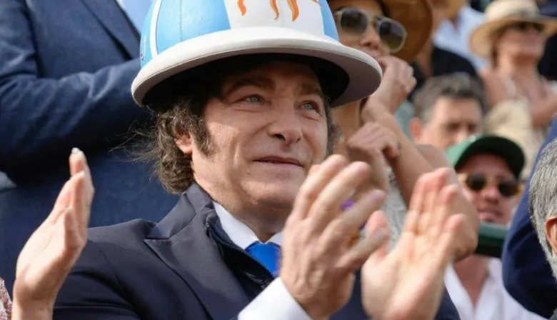 Milei aplica bilardismo por segunda vez consecutiva y abandona el 'todo o nada'