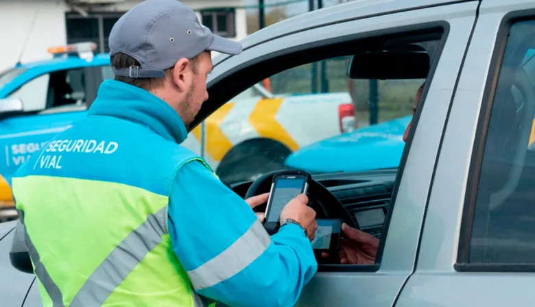 Alerta conductores en PBA: el nuevo piso de las multas que hará imposible circular en marzo
