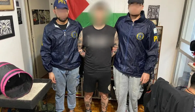 Publicó un mensaje contra Patricia Bullrich y terminó preso: qué encontraron en su casa