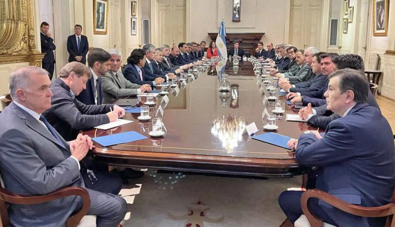 Rebelión federal contra Milei: qué exigen los gobernadores por Ganancias