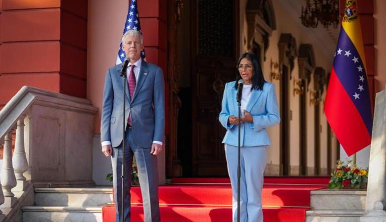 Estados Unidos vuelve al petróleo venezolano: qué gana Caracas con el giro de Washington