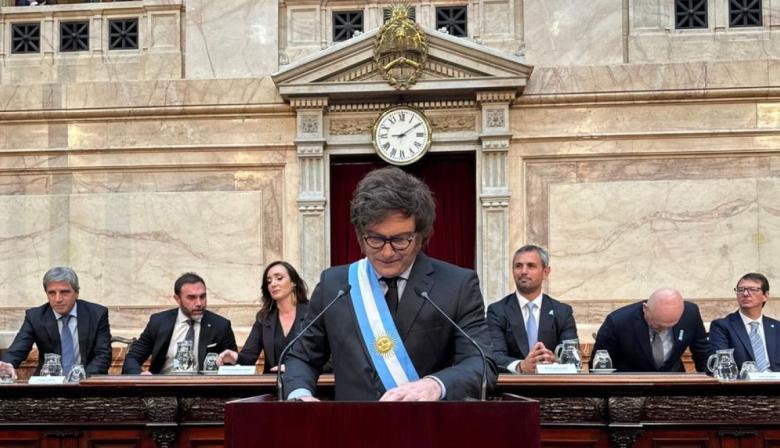 El Gobierno oficializó la prórroga de las sesiones extraordinarias hasta el 28 de febrero