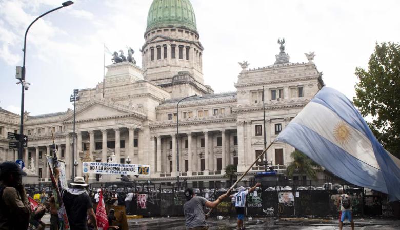 El Congreso toca Ganancias: extranjeros 'VIP' pagarían menos que los argentinos