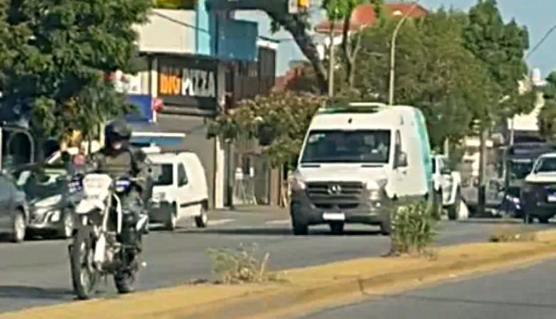 Bastian ya está en San Justo: así fue su traslado desde Mar del Plata