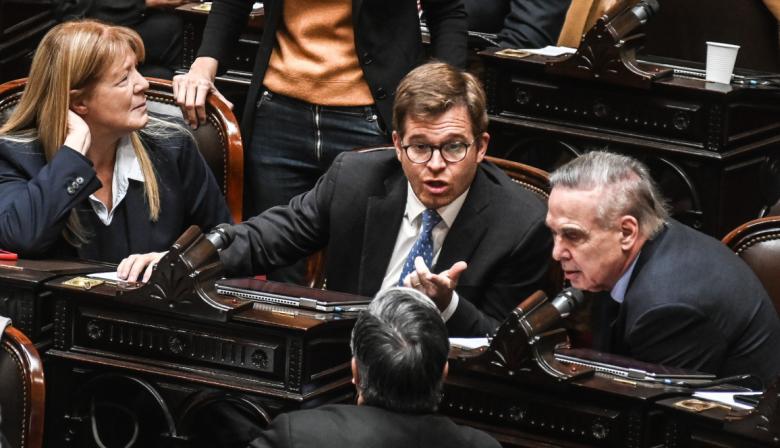 Reforma laboral y Provincias Unidas: los 3 puntos que ponen en duda la votación