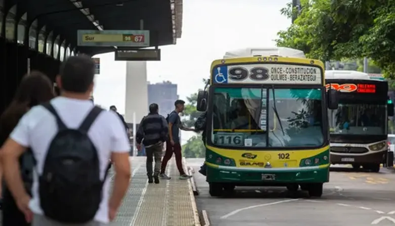 AMBA: cómo quedan las tarifas de colectivos y subte desde este mes