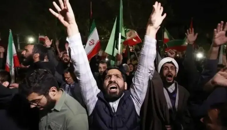 El anuncio de la muerte de Ali Jamenei en Teherán abre otro frente global