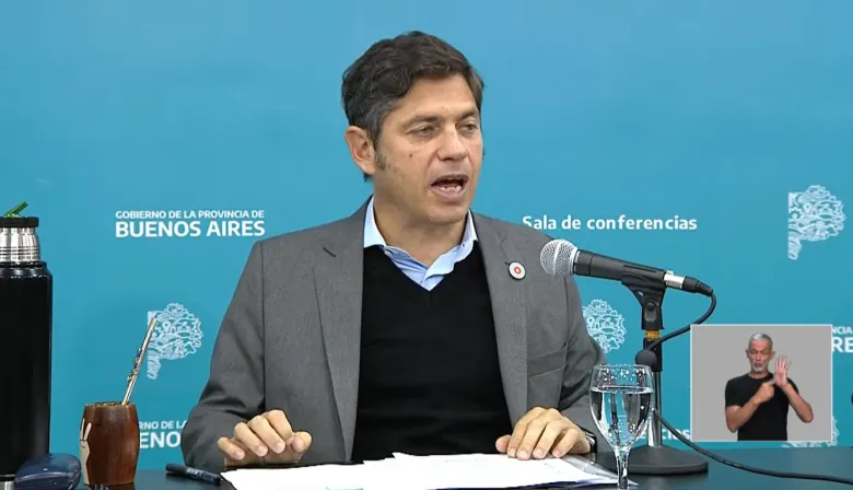 “Me cago a trompadas”: la frase de Kicillof sobre la escuela pública dirigida a Milei
