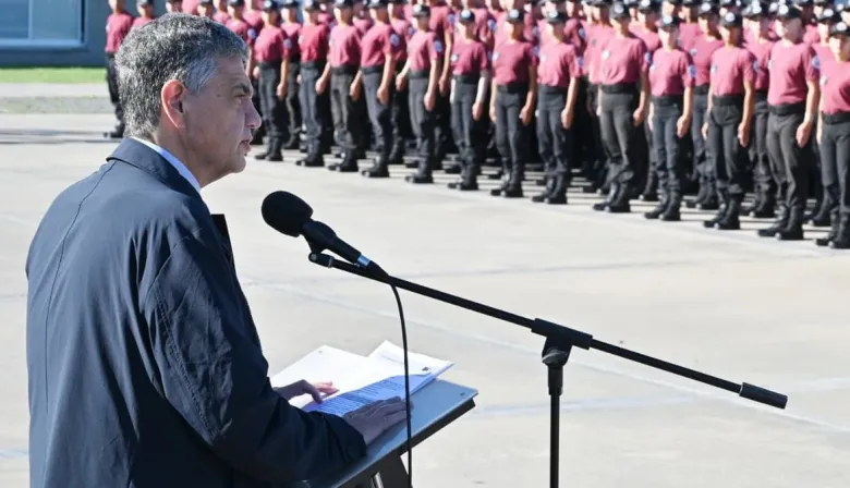 Jorge Macri prepara mil nuevos policías para reforzar las calles desde julio