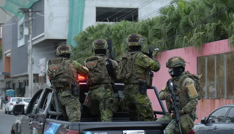 Sinaloa, violencia y adaptación: el análisis de Elmer Mendoza que sorprende