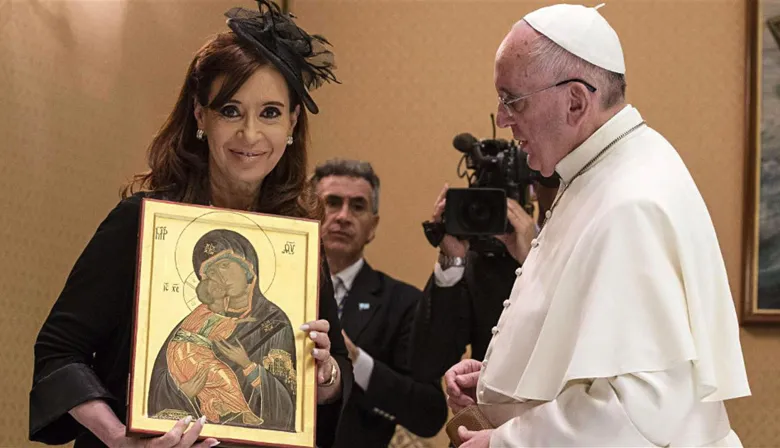 Del conflicto a la paz: cómo reaccionó el kirchnerismo ante la elección de Francisco