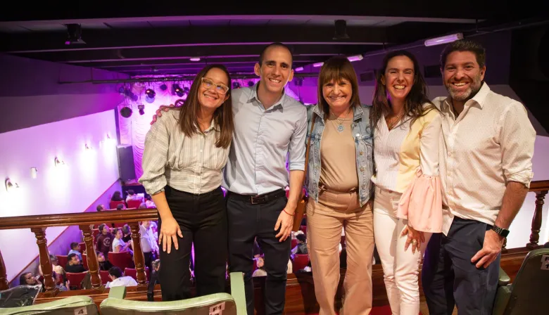 Patricia Bullrich invitó al gendarme Nahuel Gallo al teatro