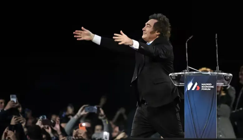 Viaje a Madrid bajo sospecha: denuncian a Milei en la Oficina Anticorrupción