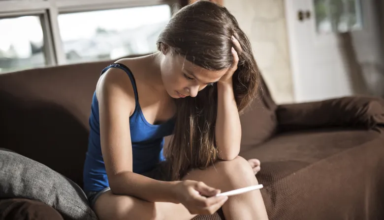 Anticonceptivos gratis y ESI: el embarazo no intencional vuelve al Senado