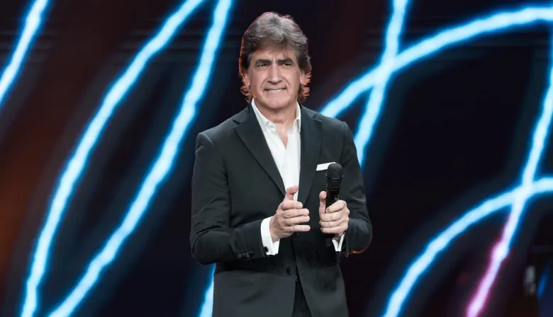 Con palos a Milei y los K: los 10 principios del sector que empuja a Dante Gebel