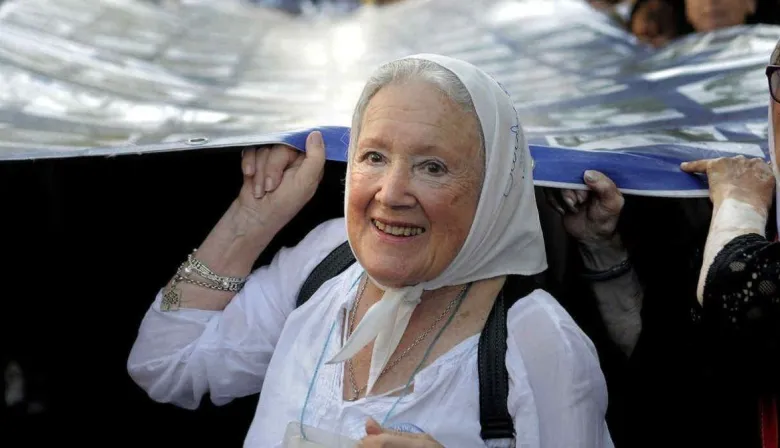 La muestra “Nora siempre nos cuidó” recorre el país: dónde visitarla