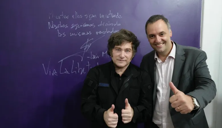 Adorni: el aviso premonitorio de Macri y la maldición de los candidatos de Milei