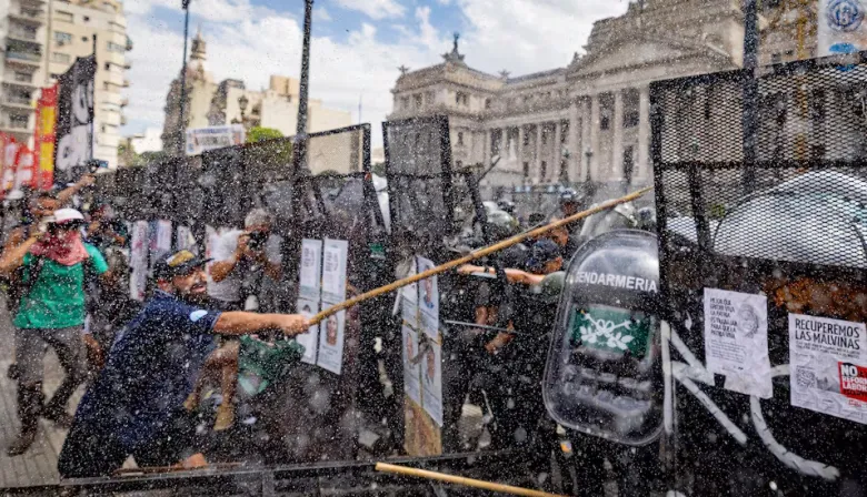 Disturbios en el Congreso, chau fútbol: uno por uno, quiénes no irán a la cancha