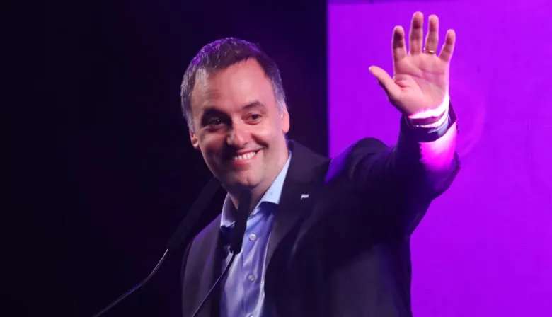 Adorni en la mira de Ariel Lijo: qué busca la Justicia sobre sus vuelos privados