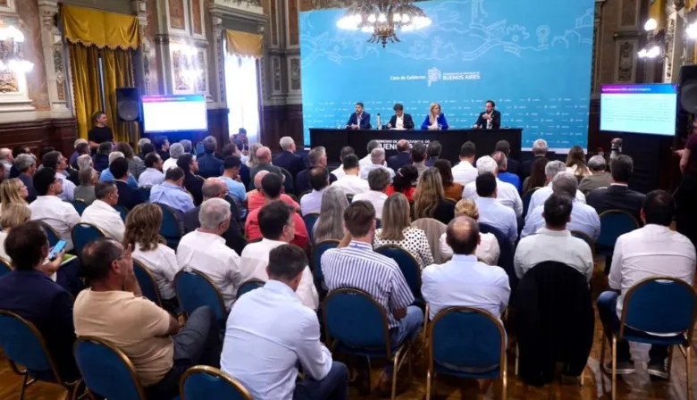 Kicillof activó una jugada clave con intendentes y dejó una promesa abierta