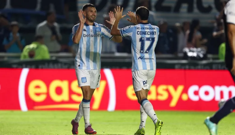 Racing ganó en su debut en la Copa Argentina y ya piensa en el clásico