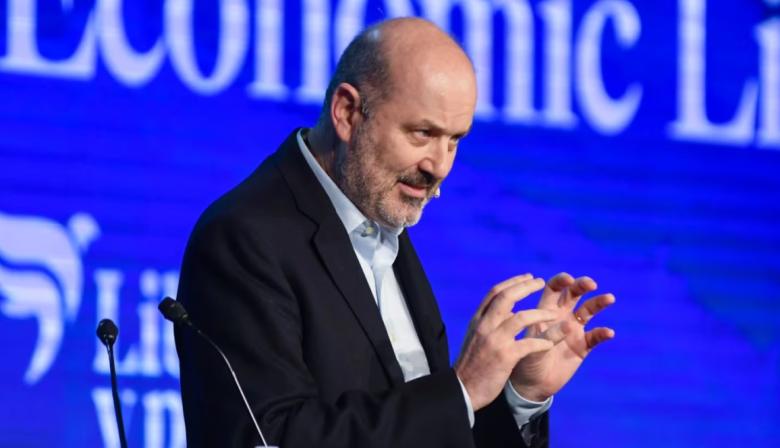 Aftosa: La decisión de Sturzenegger que generó el rechazo de Federación Agraria